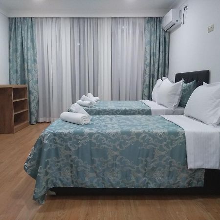 Dzveli Batumi Hotel Buitenkant foto