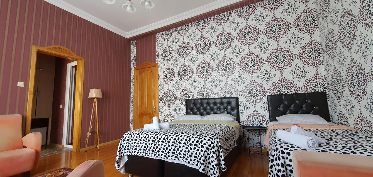Dzveli Batumi Hotel Buitenkant foto