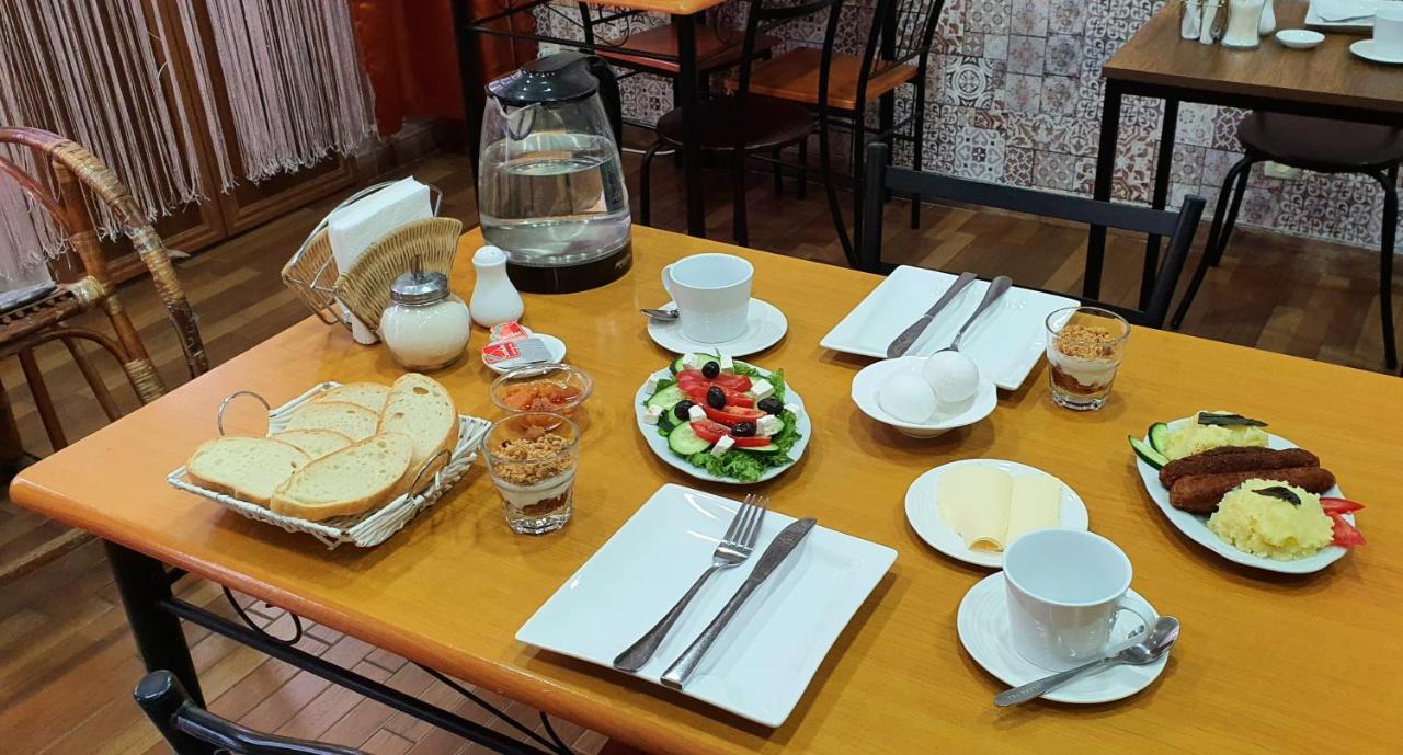Dzveli Batumi Hotel Buitenkant foto