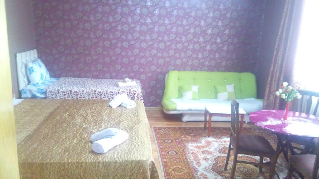 Dzveli Batumi Hotel Buitenkant foto
