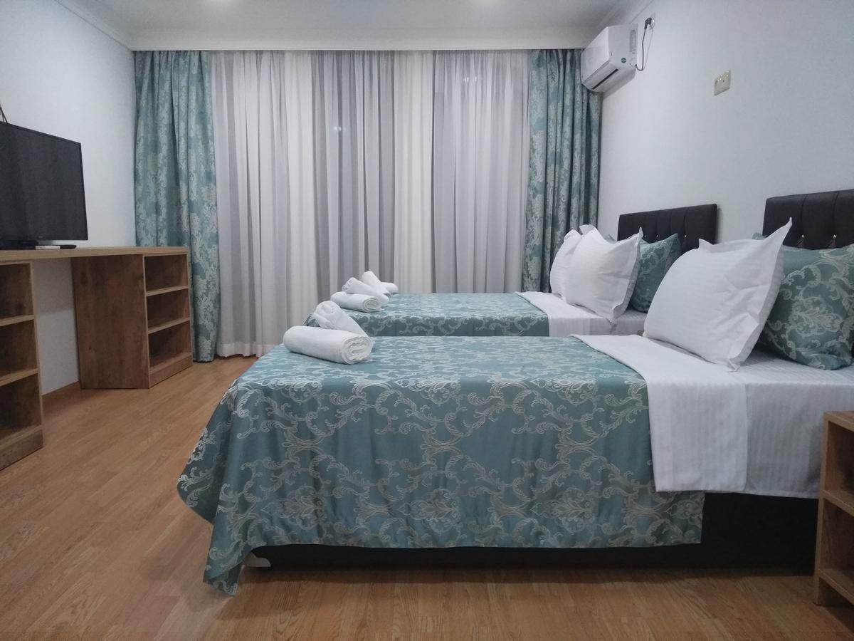 Dzveli Batumi Hotel Buitenkant foto